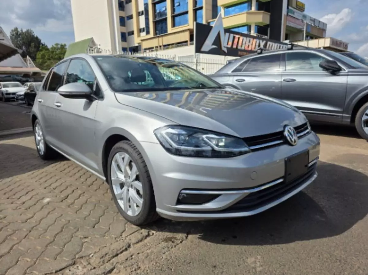 Volkswagen Golf - 2018