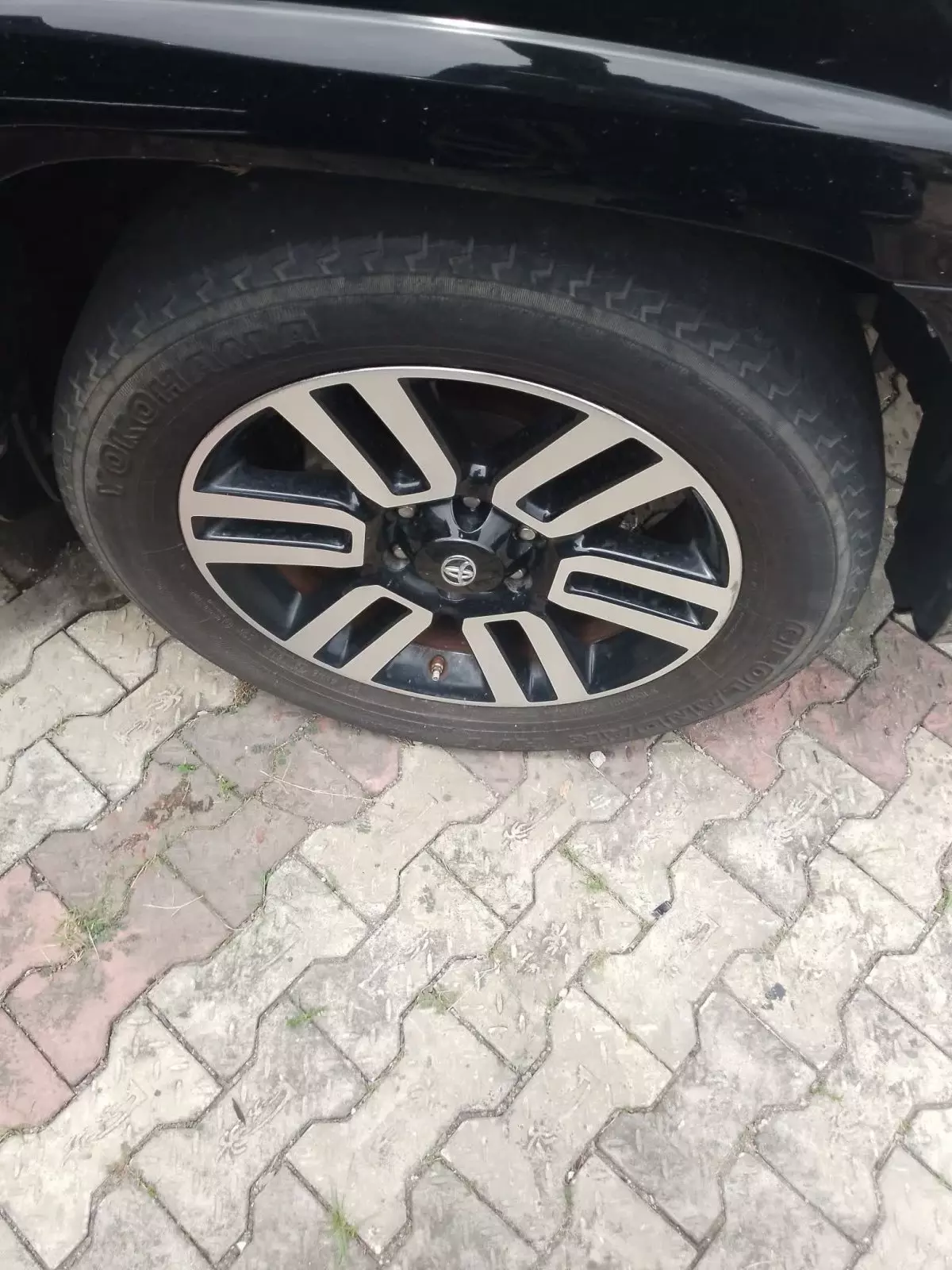 tyre0