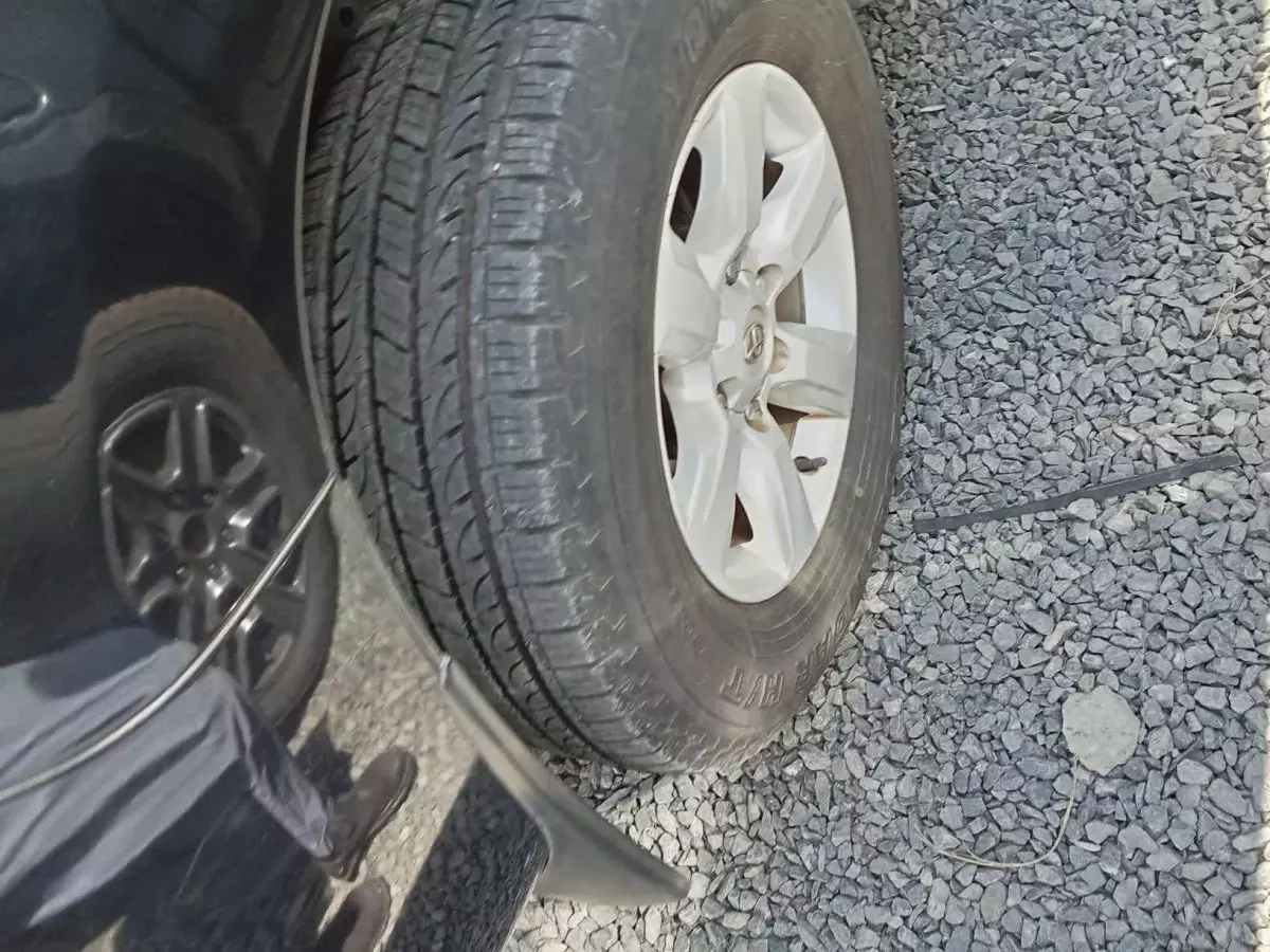 tyre2