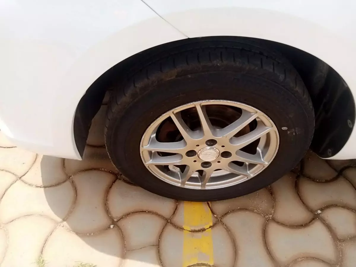 tyre3