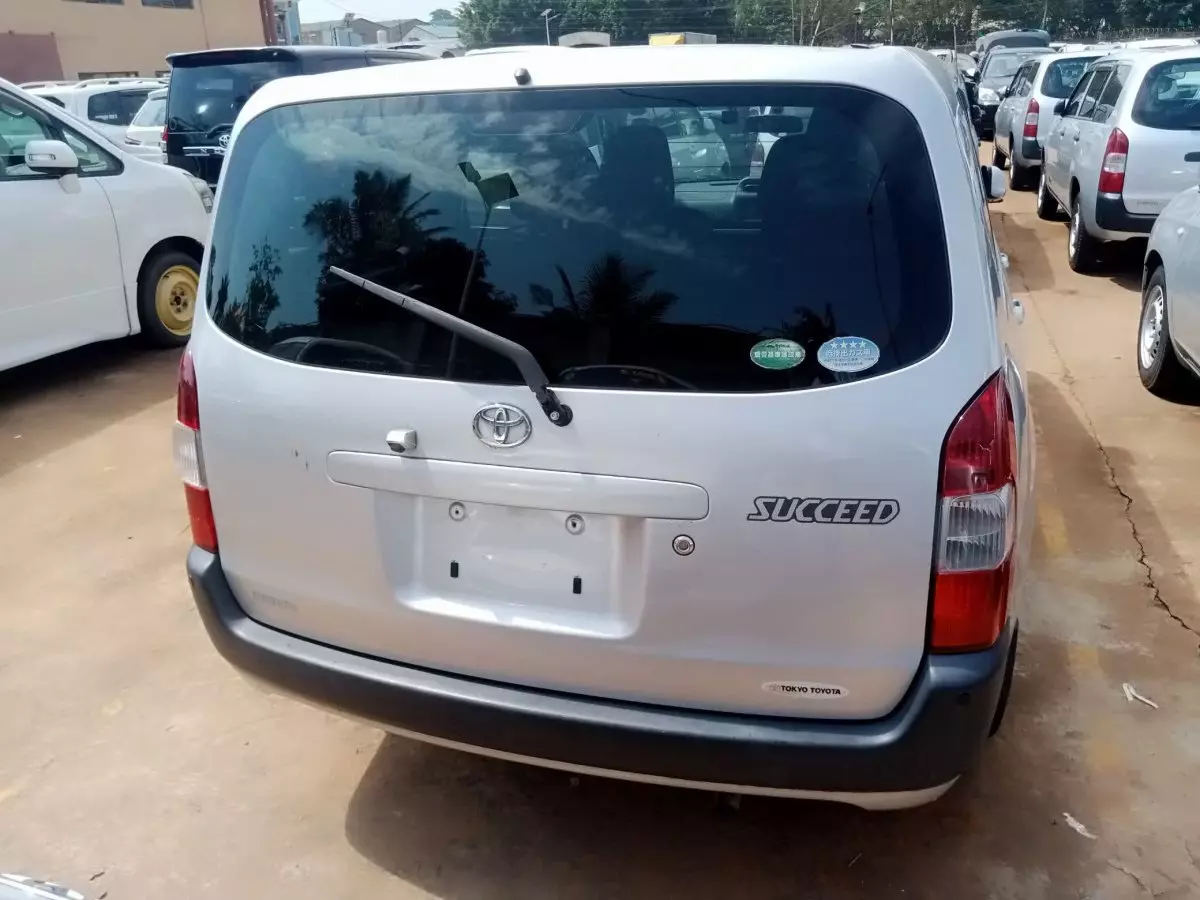 car Back
