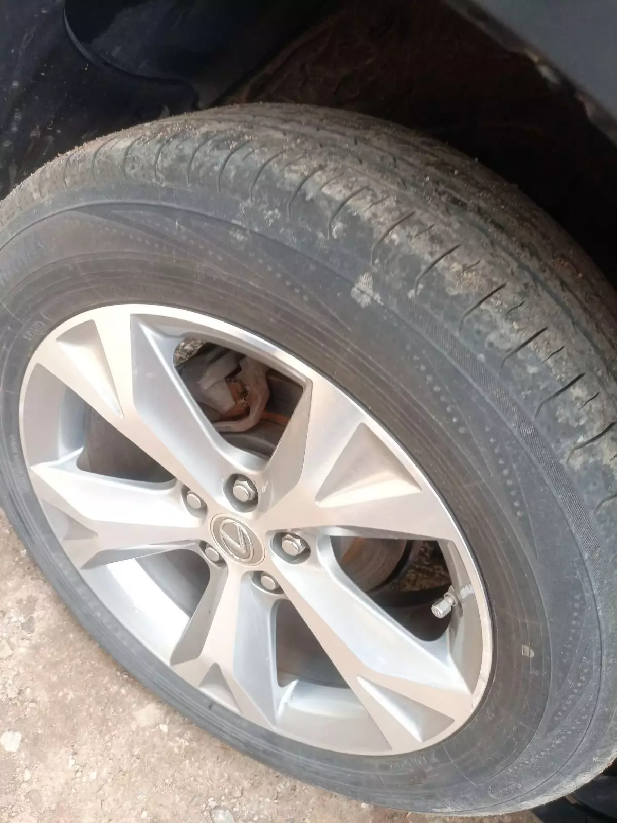 tyre1