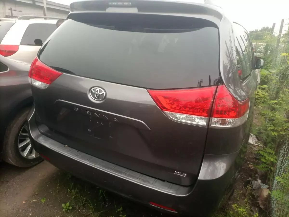 car Left