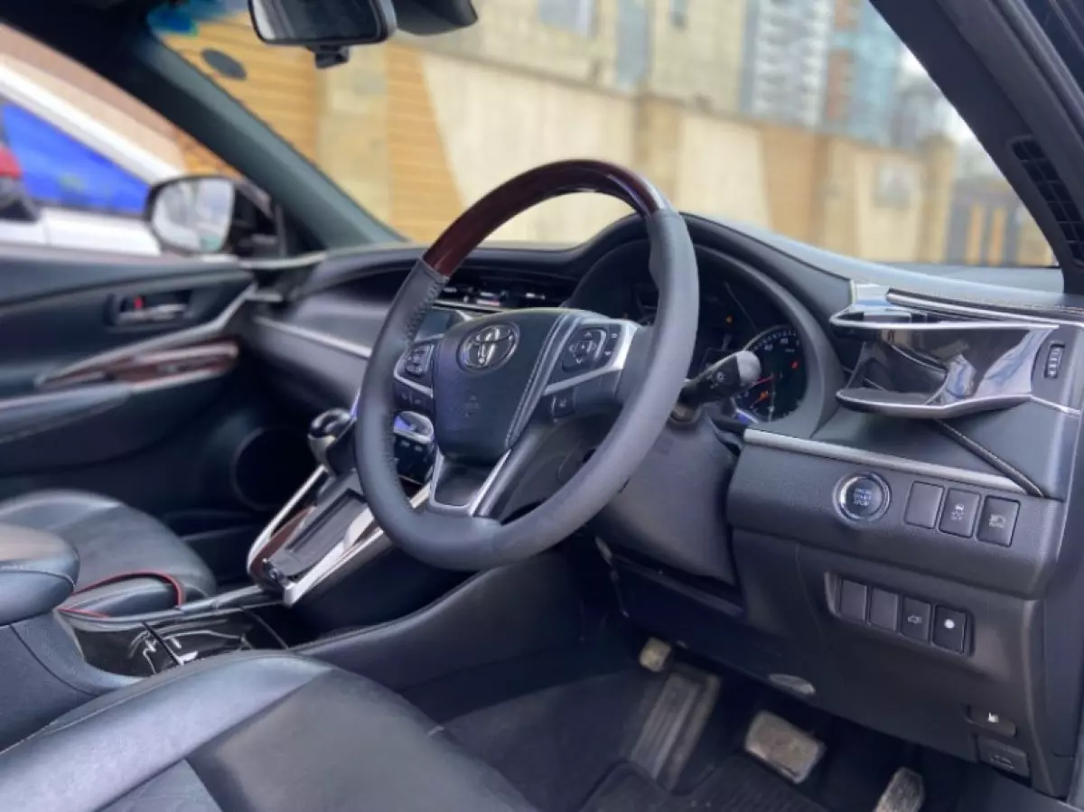 interiorBack