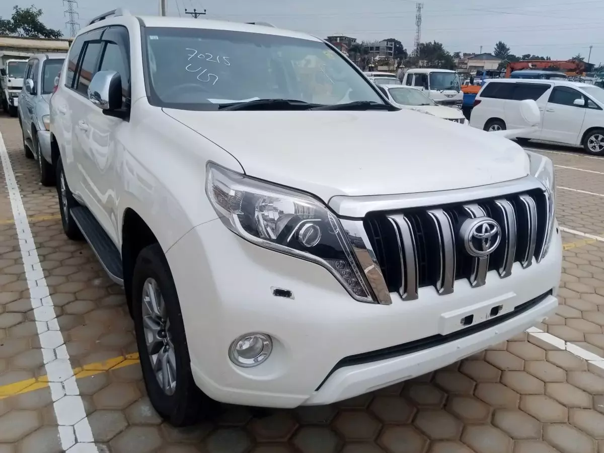 Toyota Landcruiser Prado - 2016
