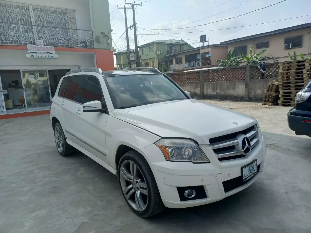 car Right Front