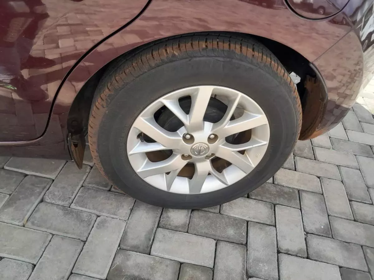 tyre1