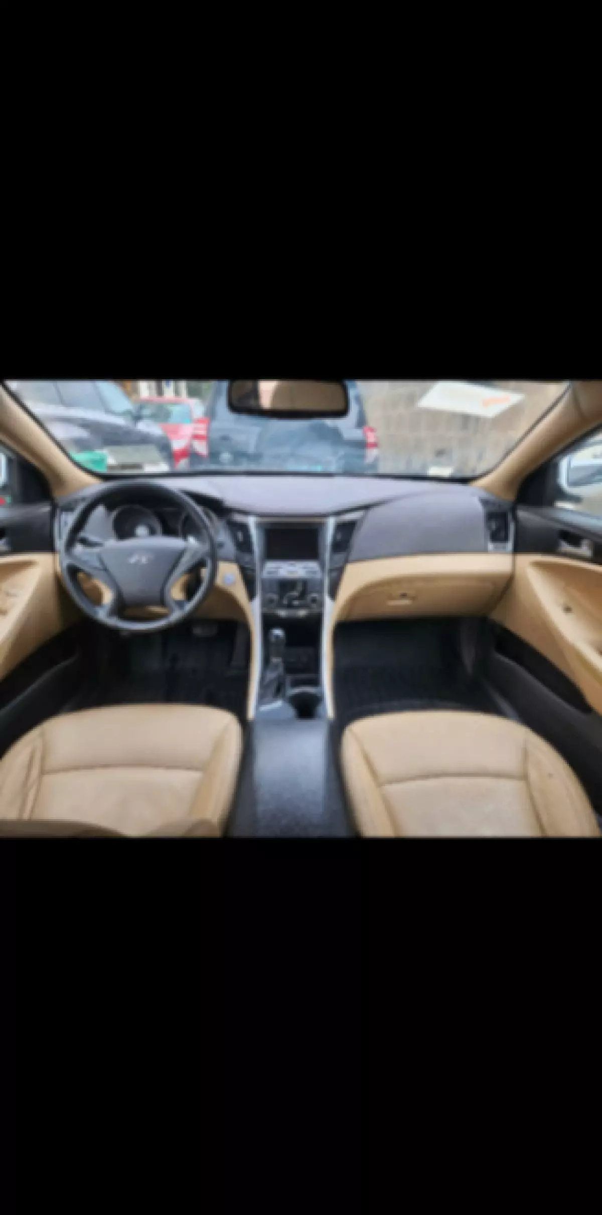 interiorFront