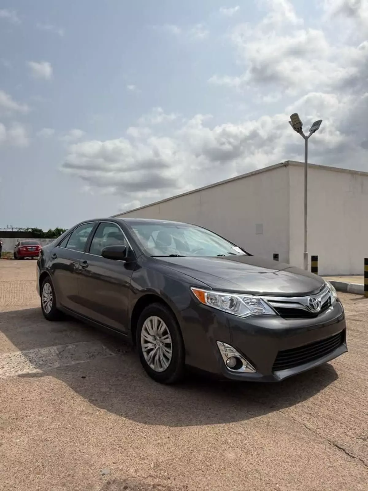 Toyota Camry - 2012