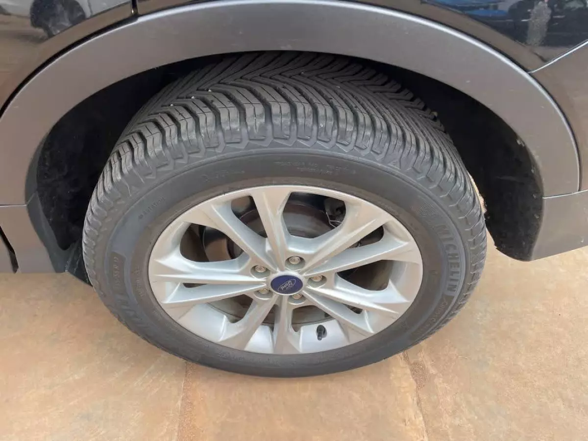 tyre1
