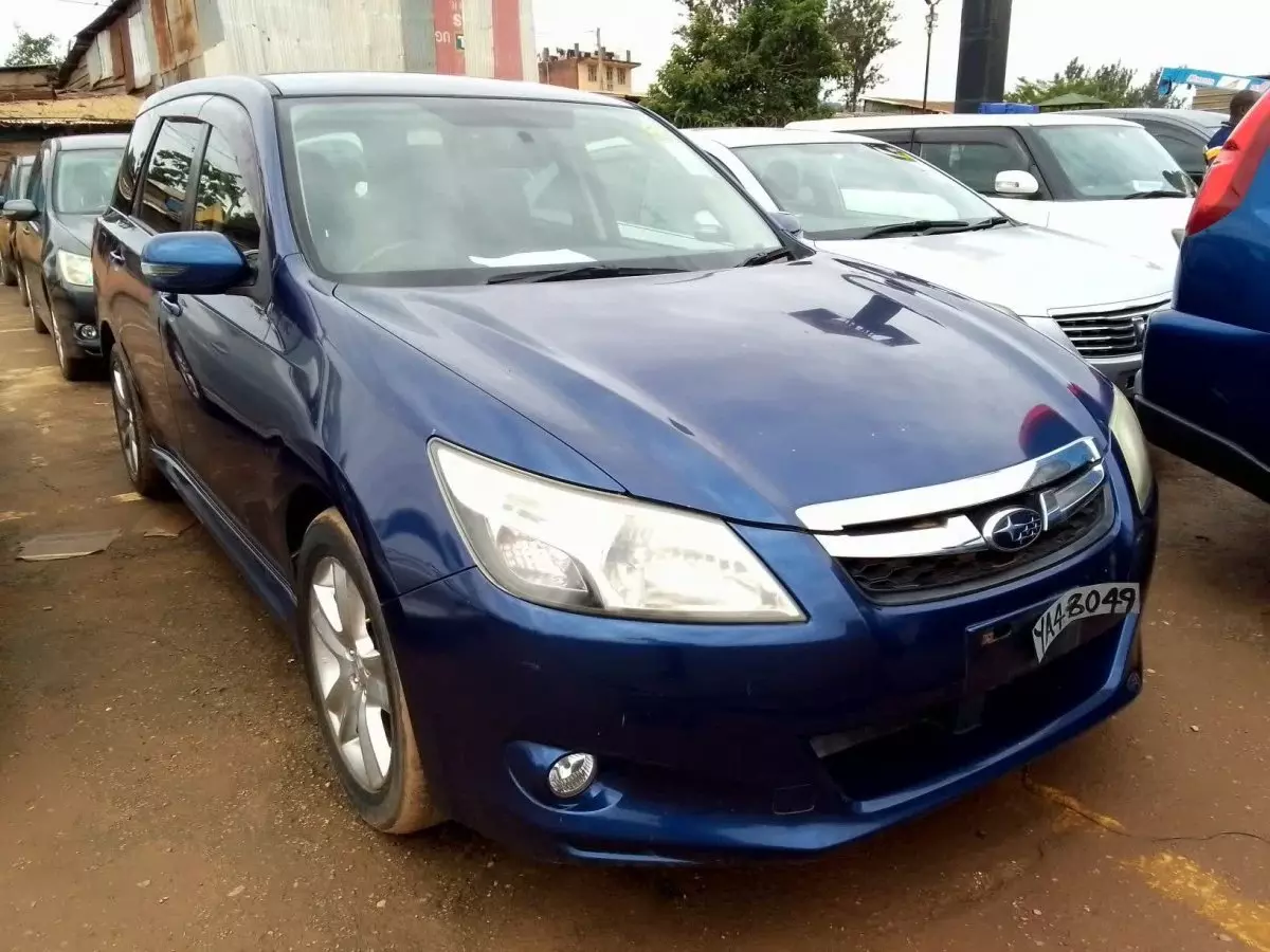 Subaru Exiga  - 2011