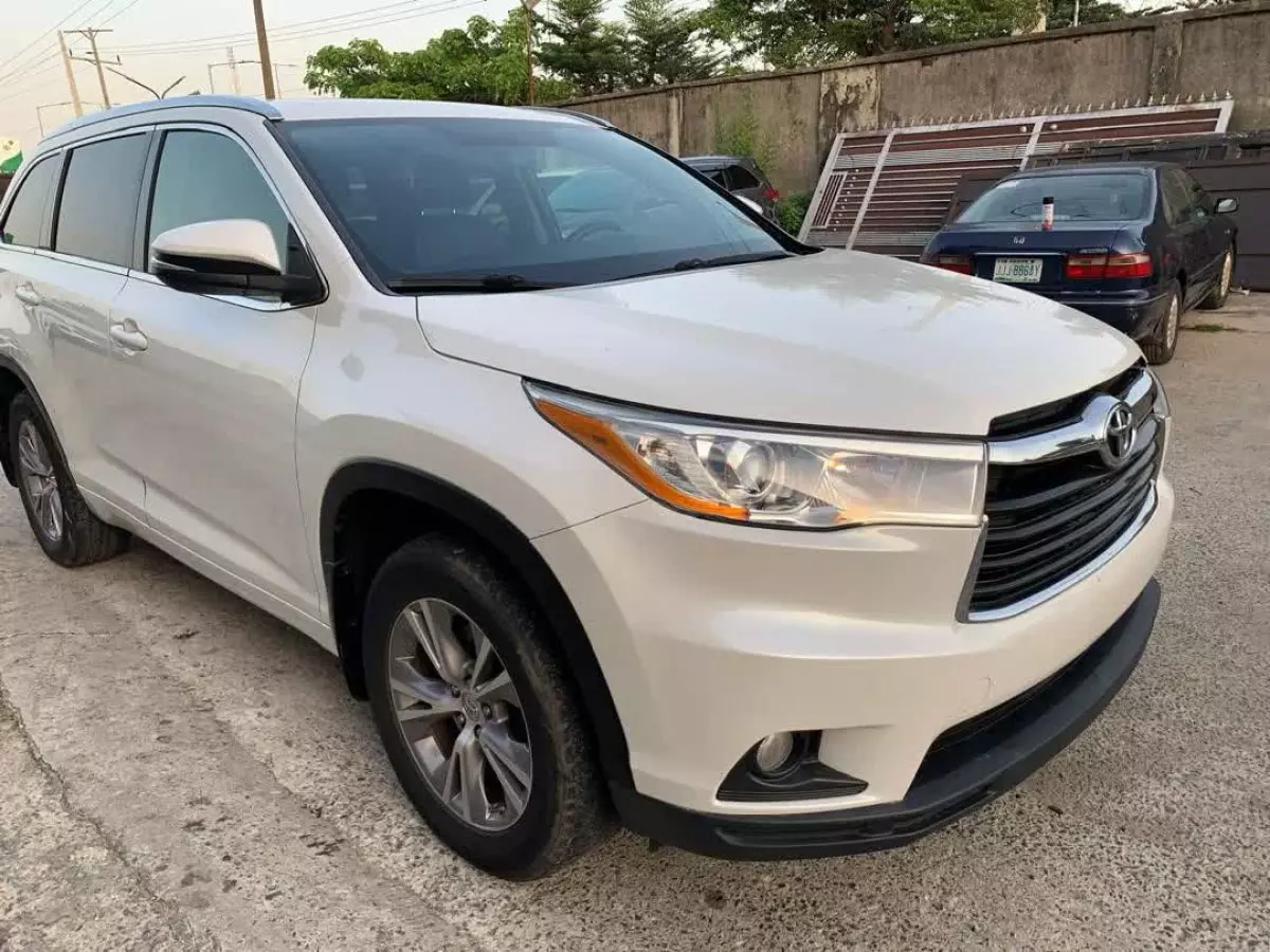 Toyota Highlander - 2014
