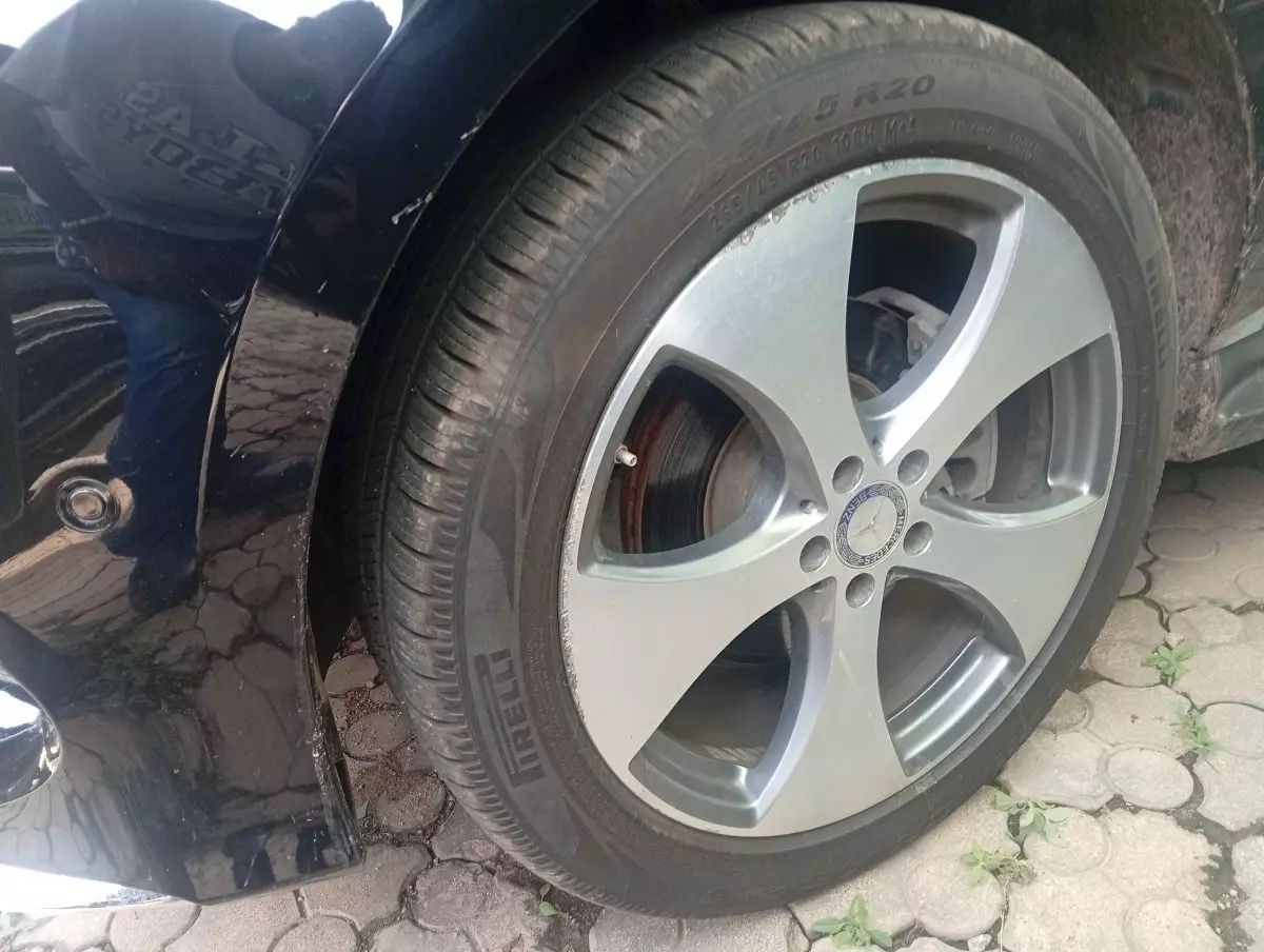 tyre0