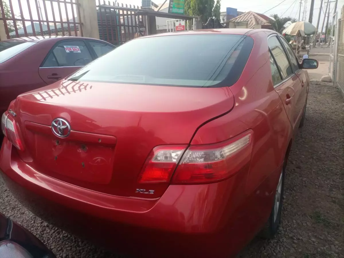 car Right Back