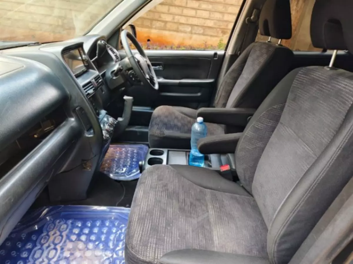 interiorFront