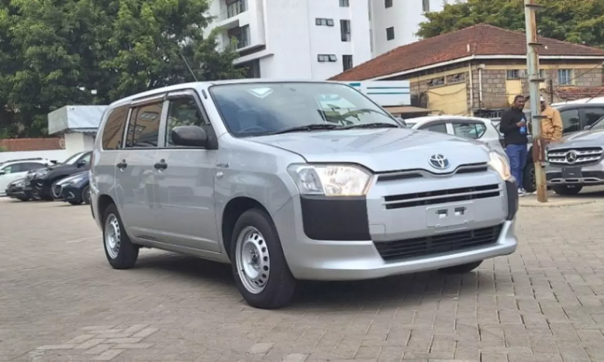 Toyota Probox  - 2019