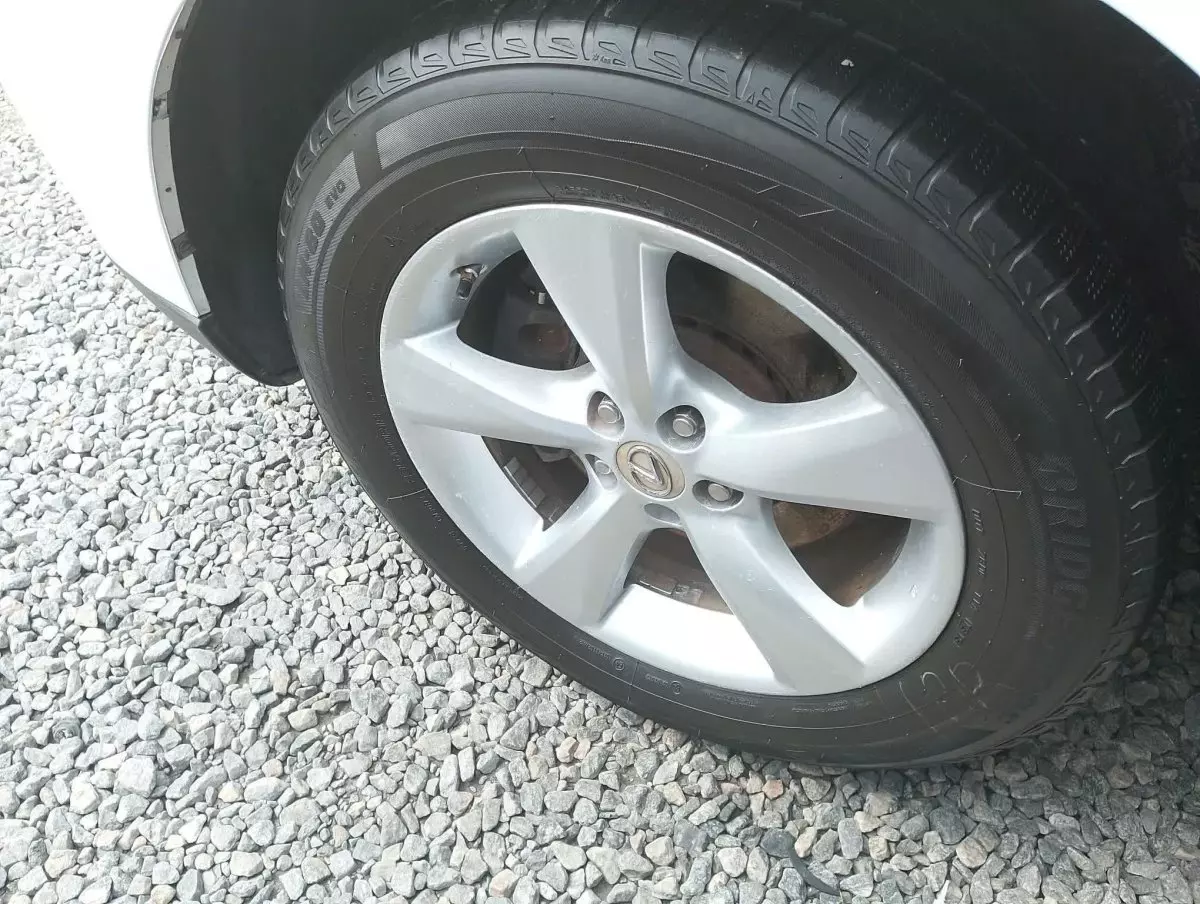 tyre2