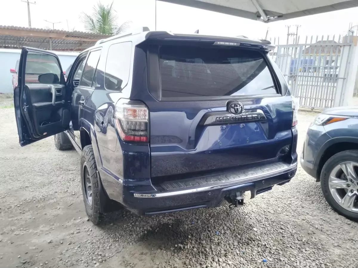 car Left Back