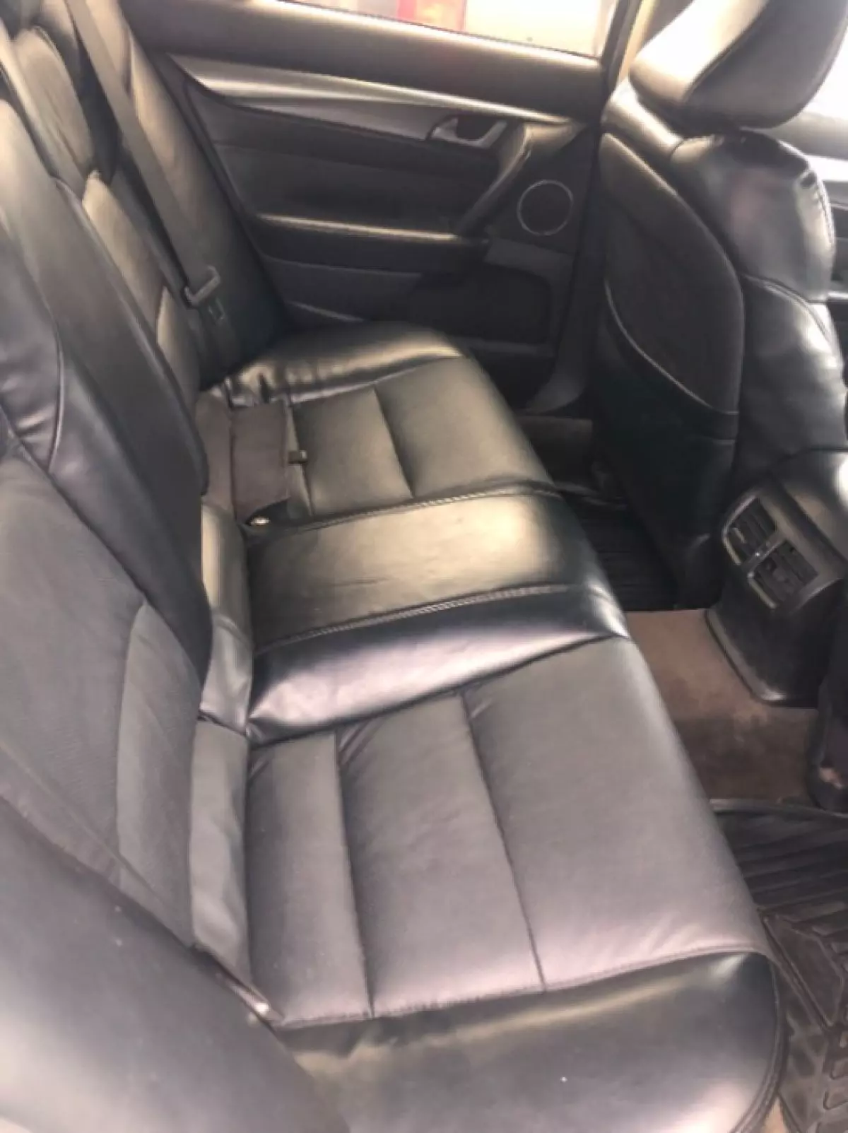 interiorBack