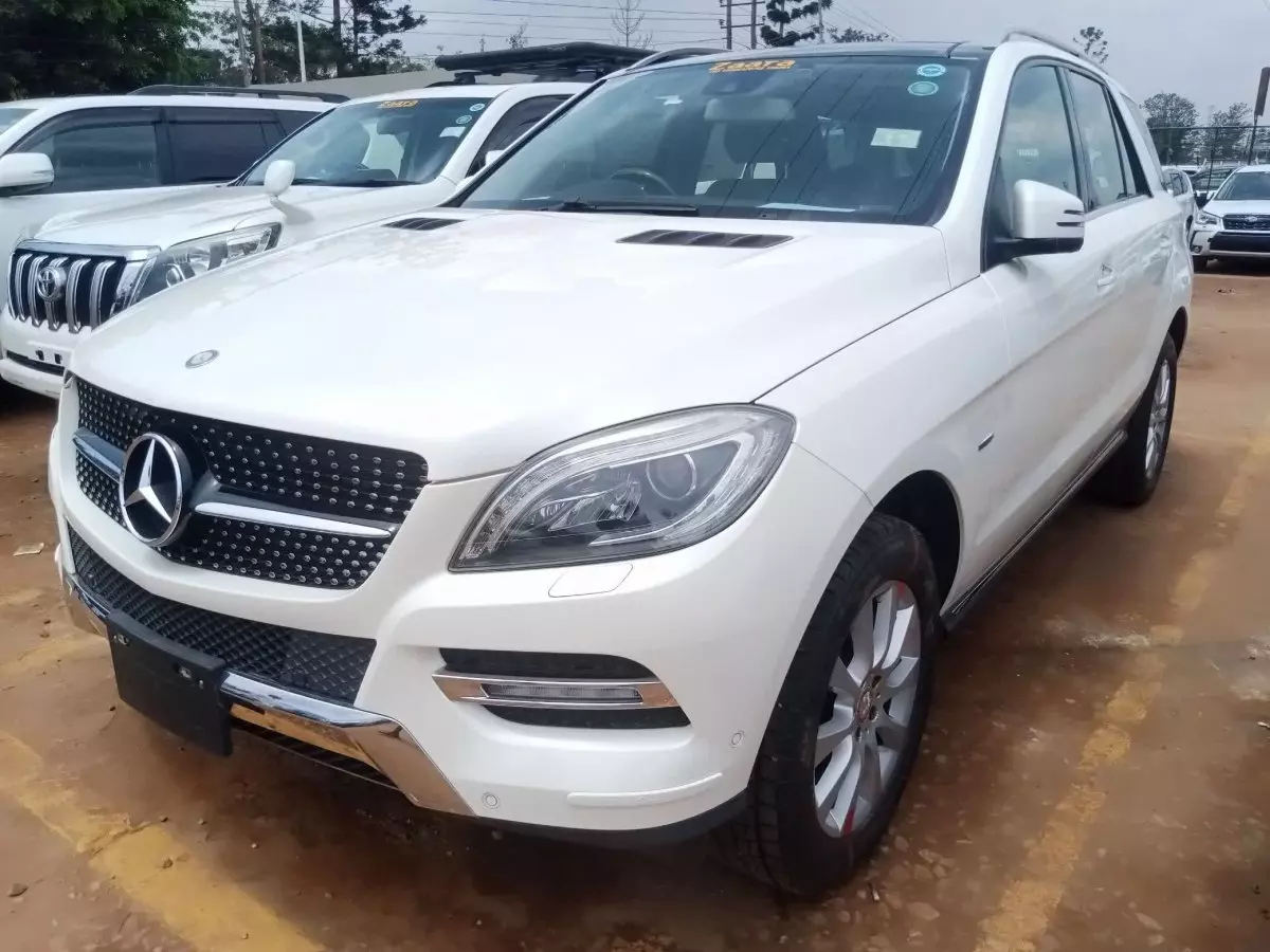 Mercedes-Benz ML 350 - 2012
