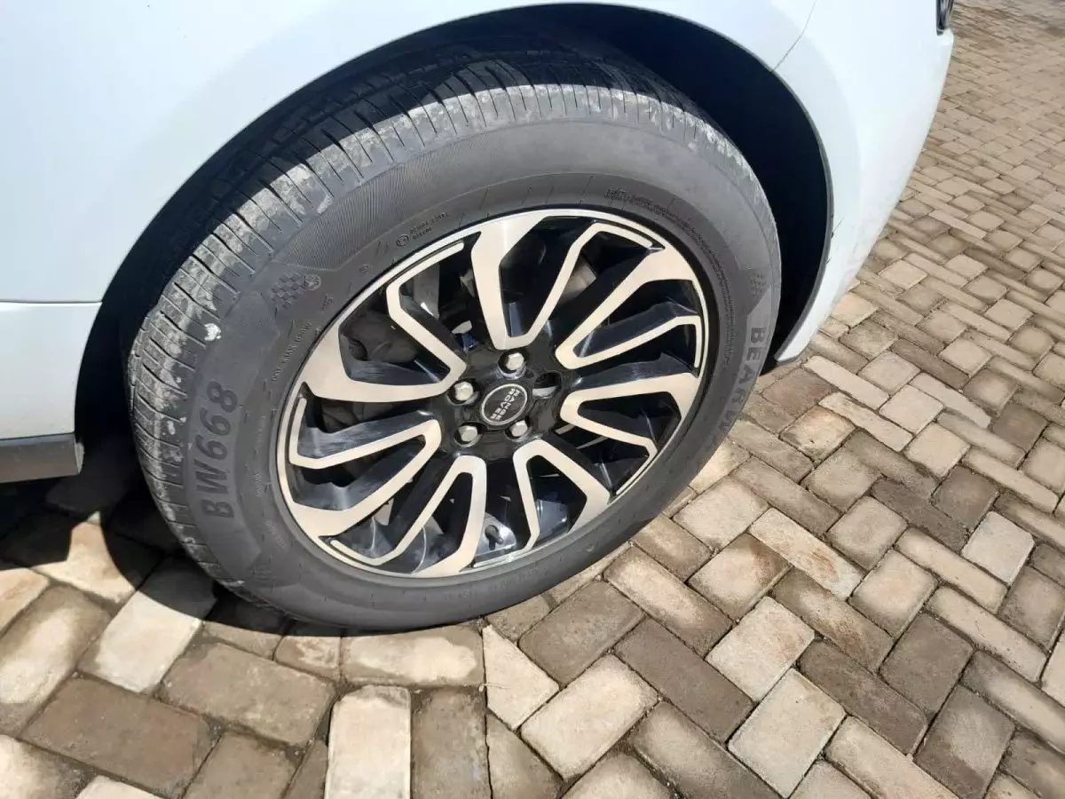 tyre2