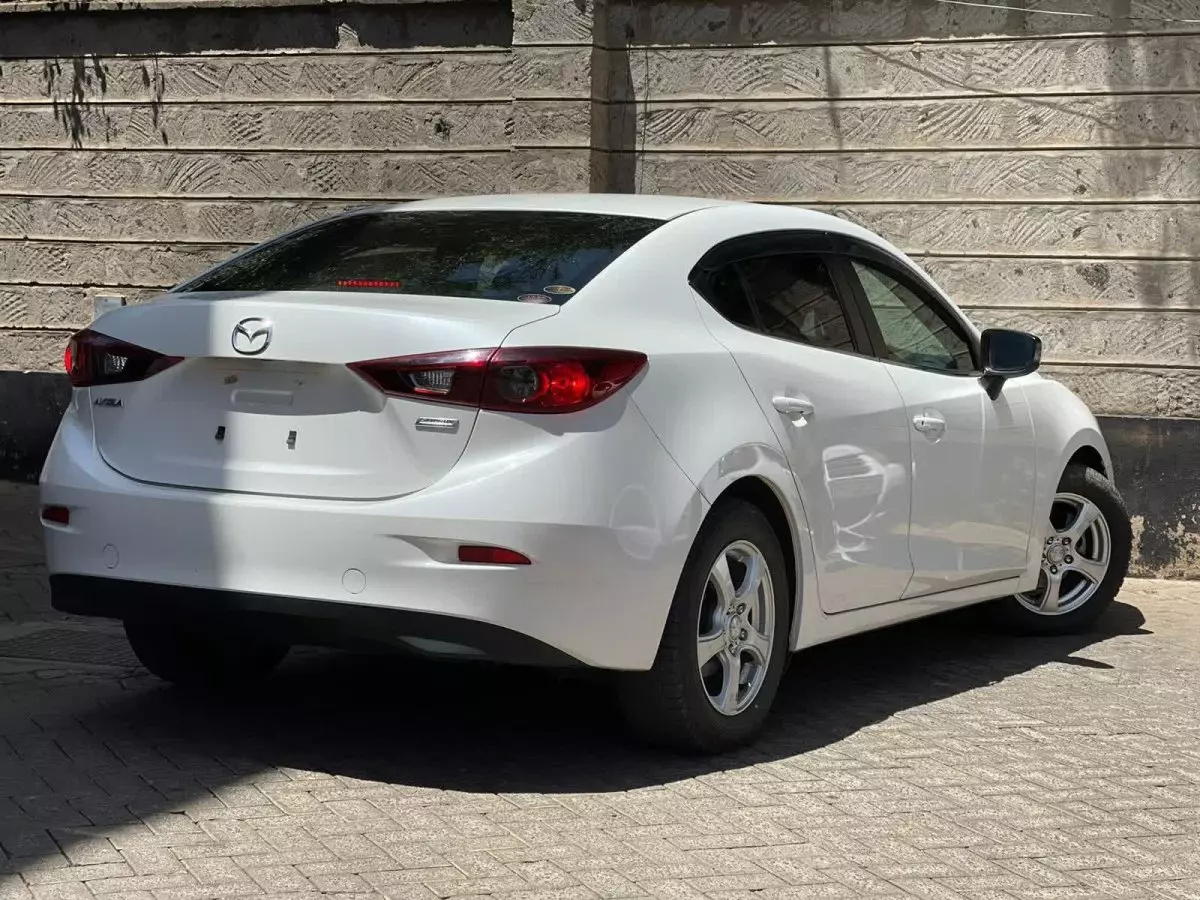 car Right Back