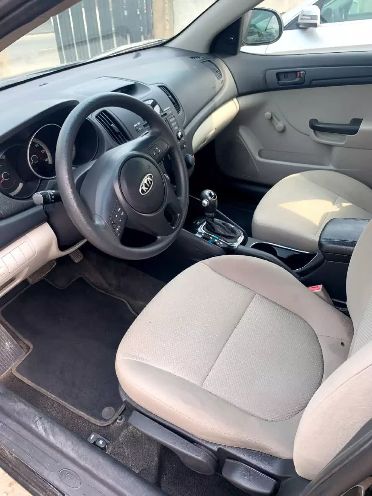 car Left