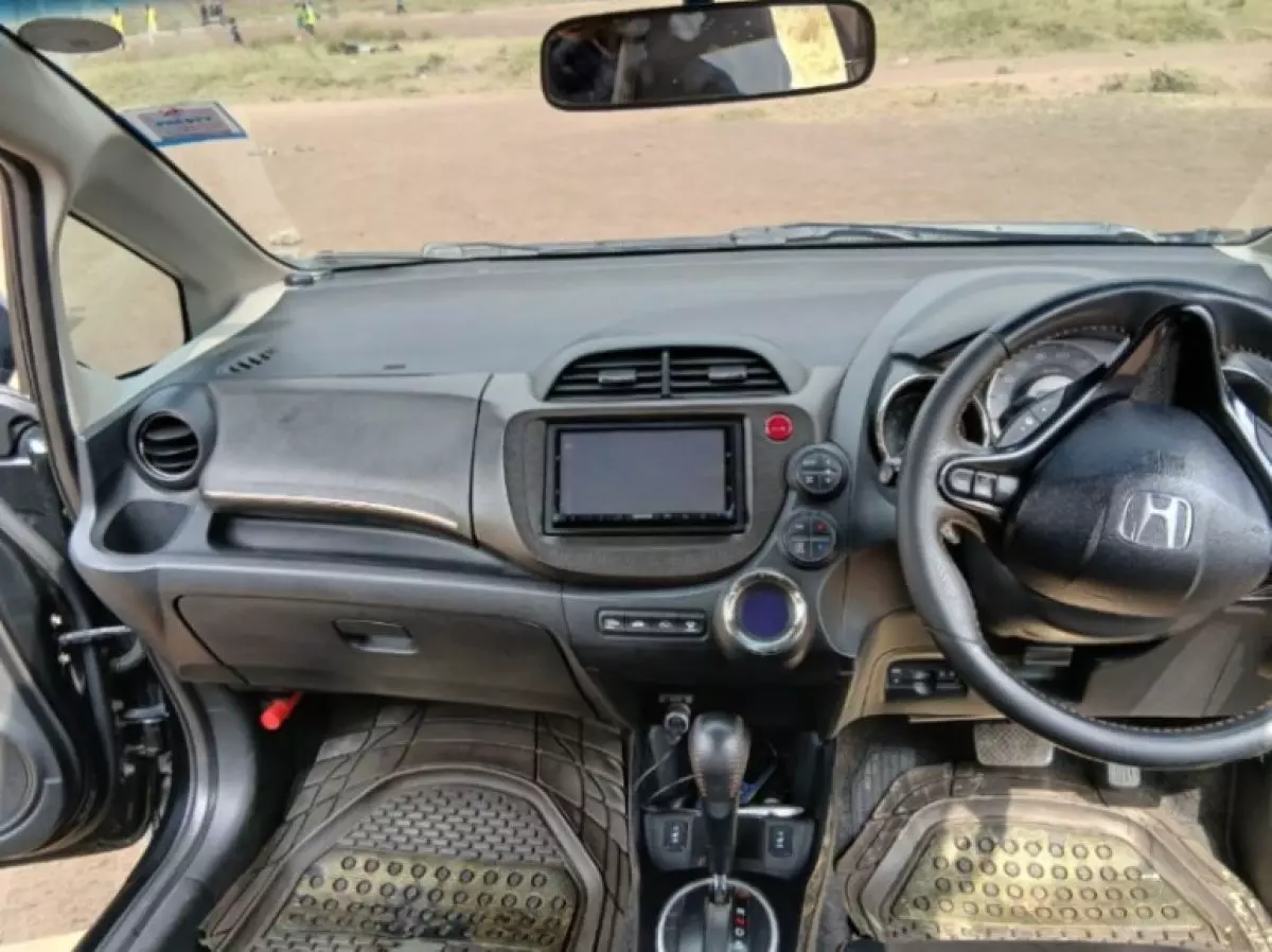 interiorFront