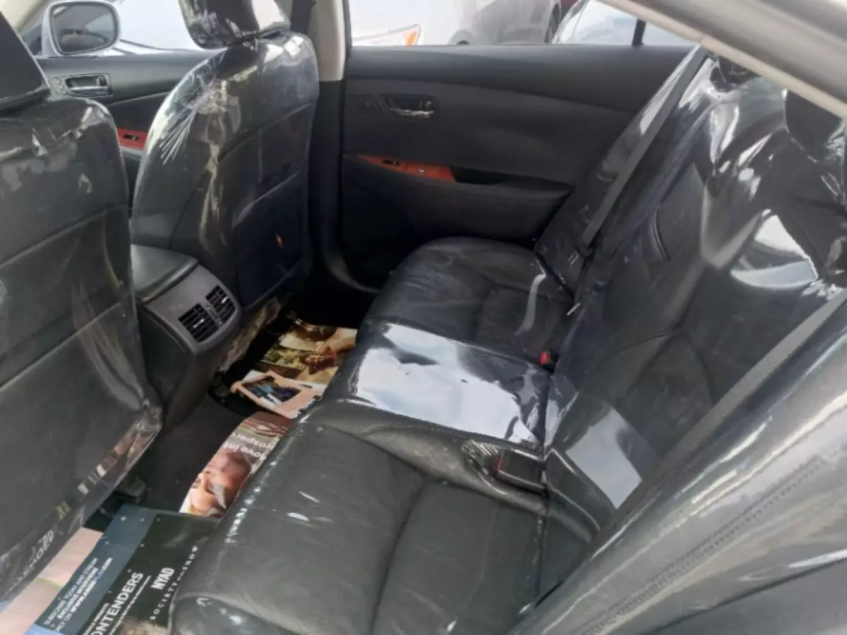 interiorBack
