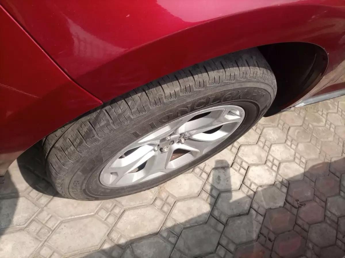 tyre1