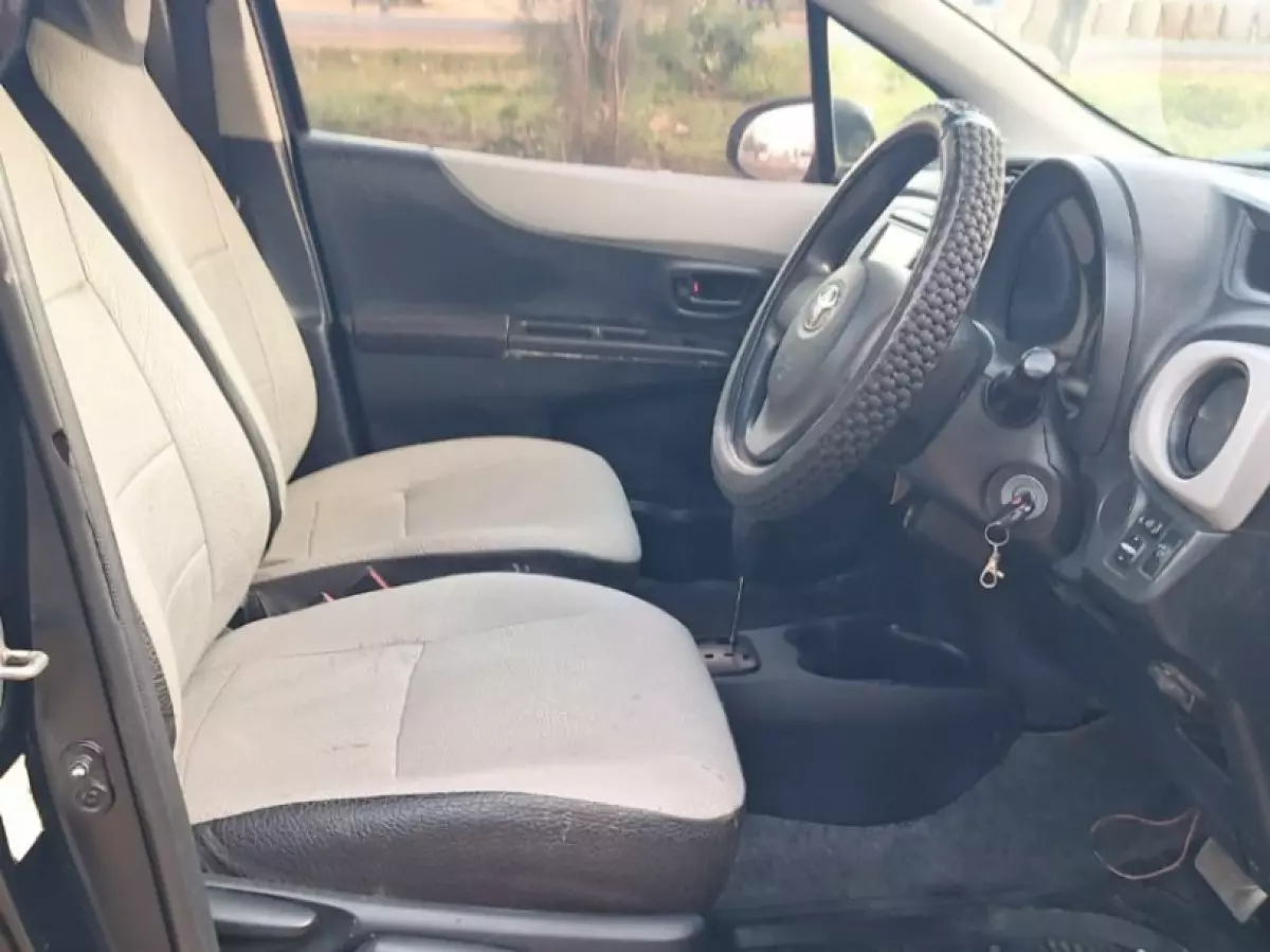 interiorFront