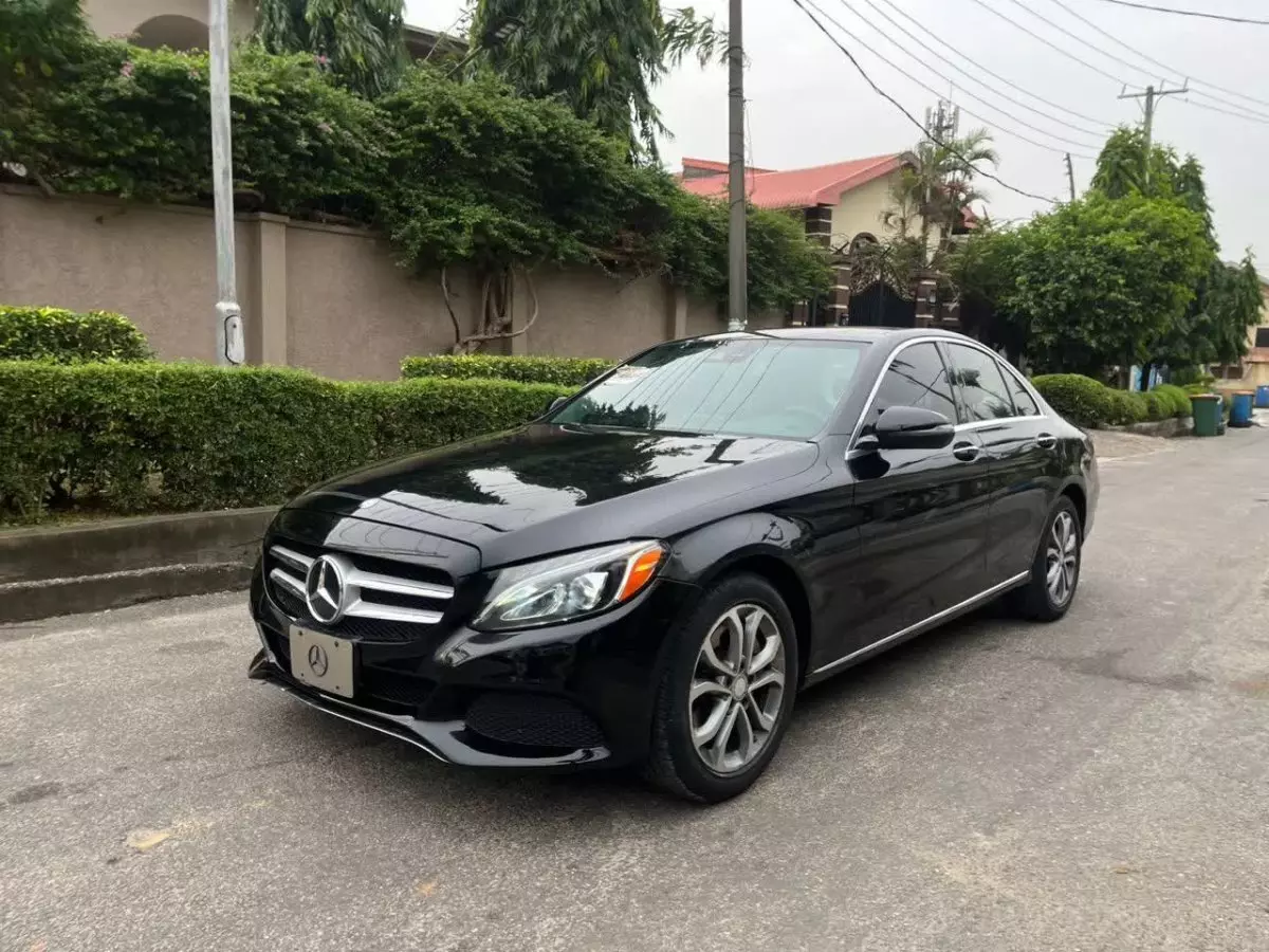 car Right Back