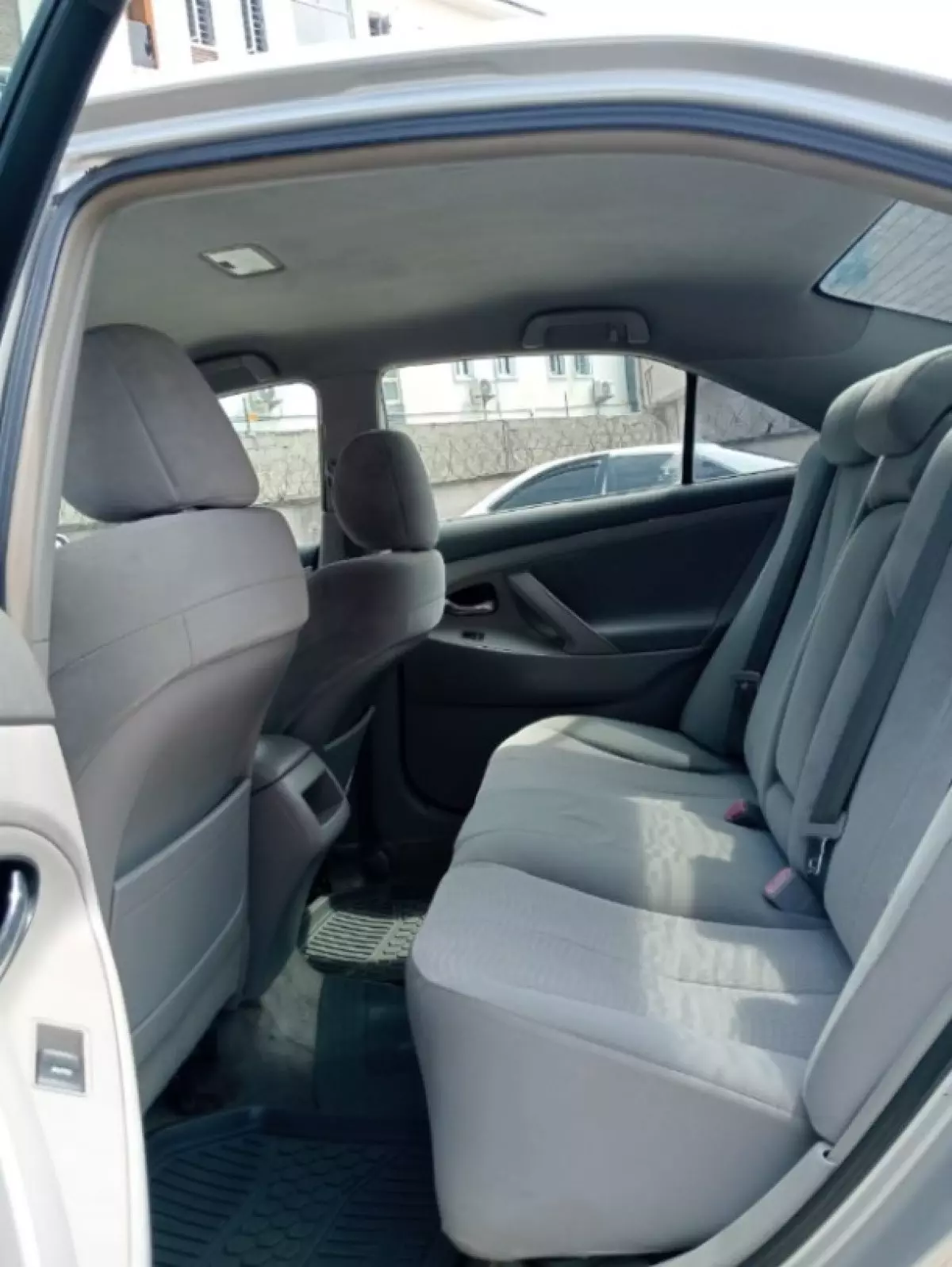 interiorBack