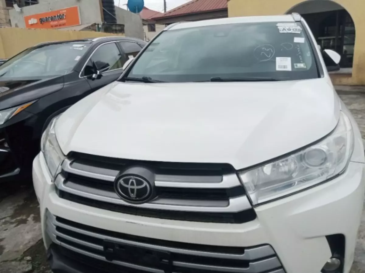 Toyota Highlander - 2019
