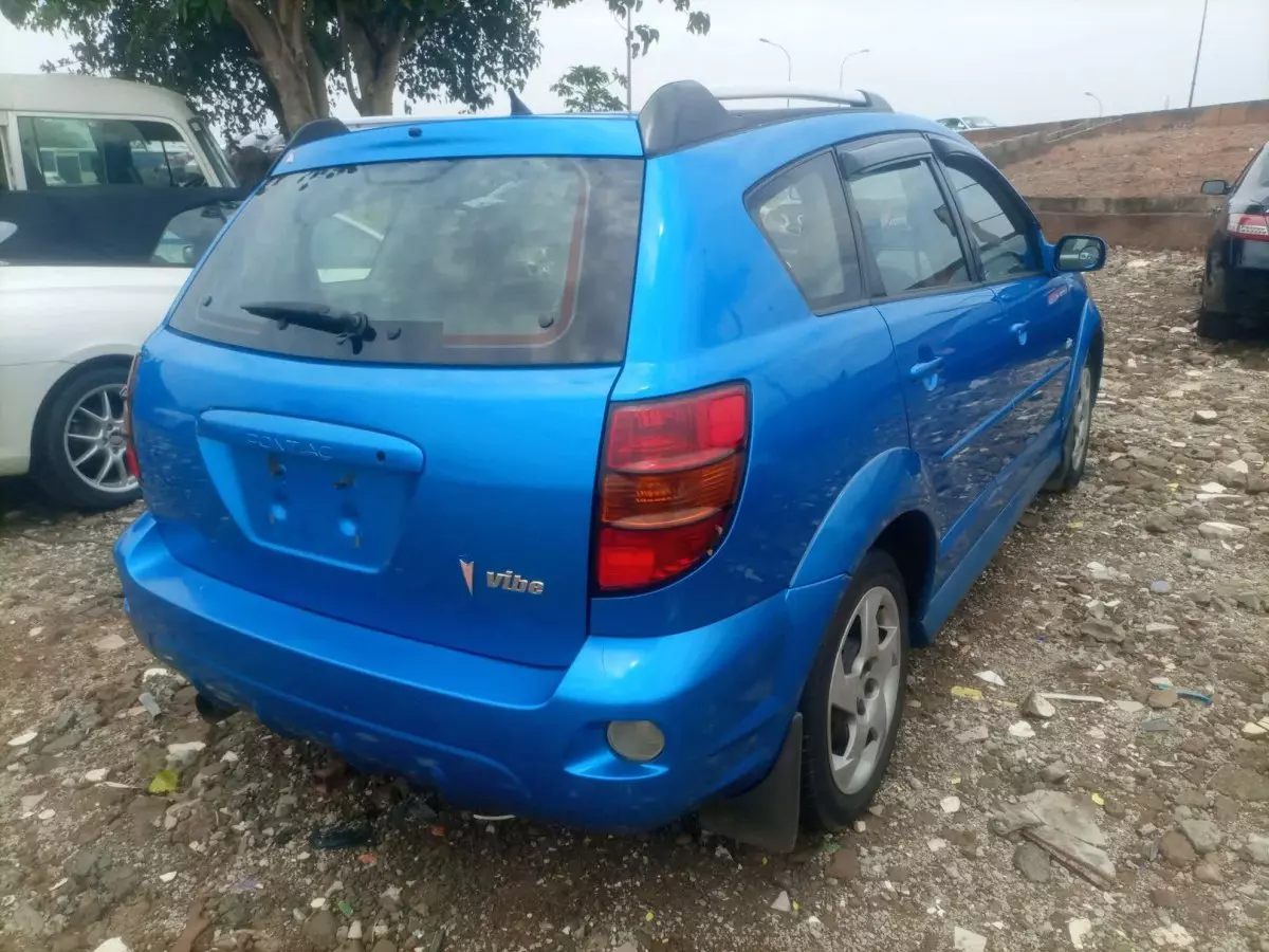car Right Back