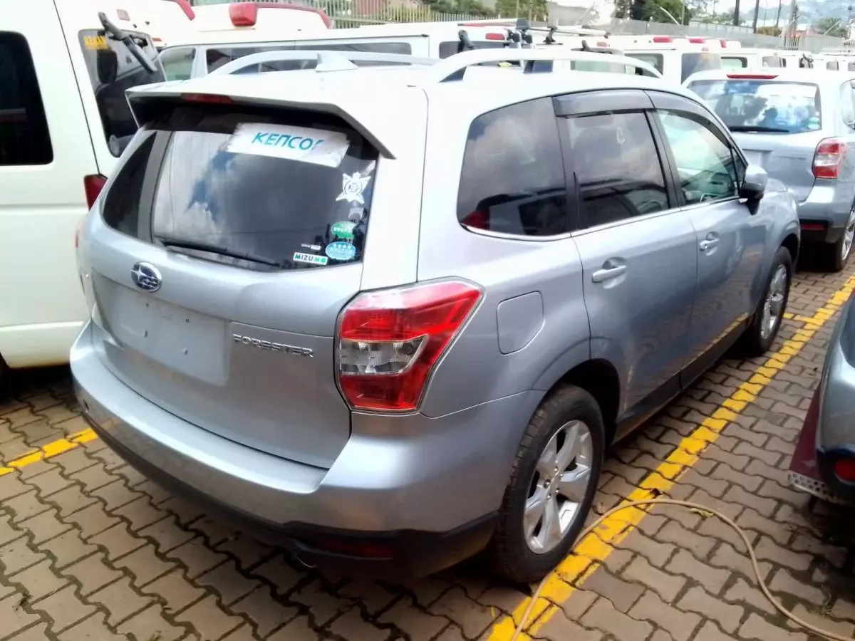 car Right Back