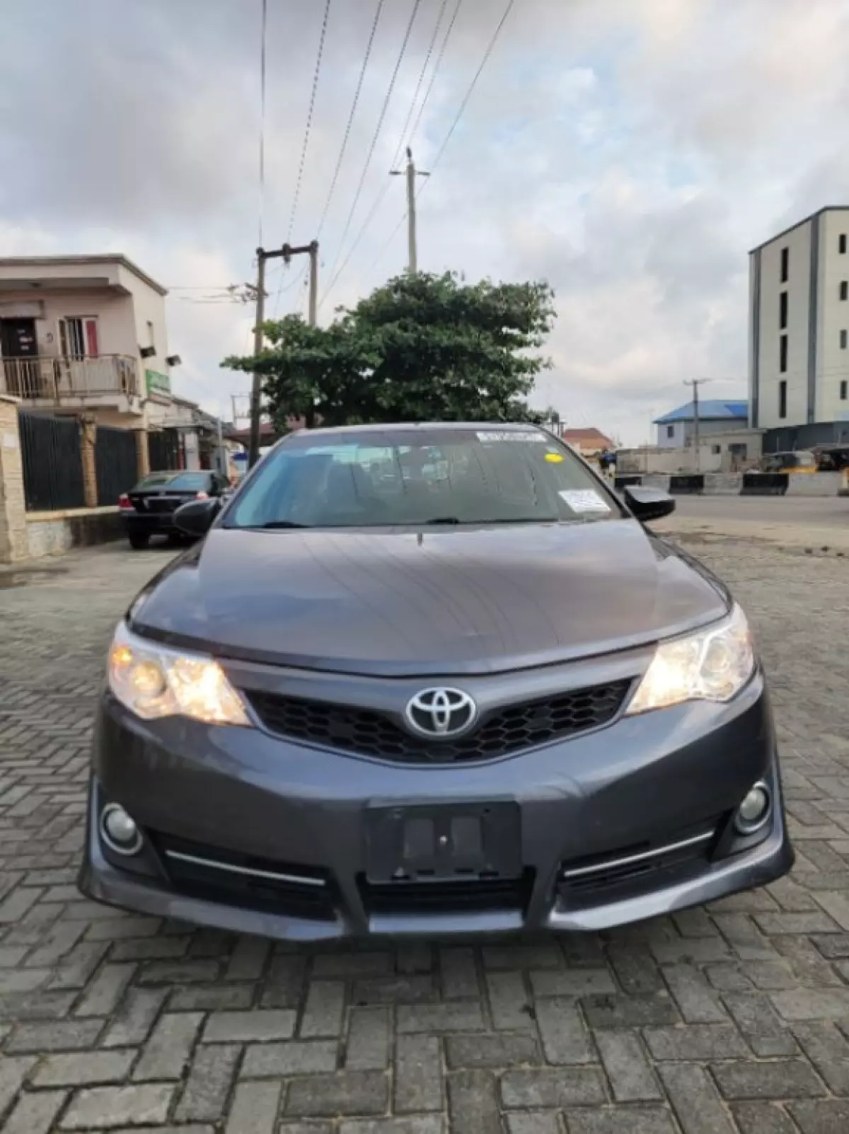 Toyota Camry - 2013