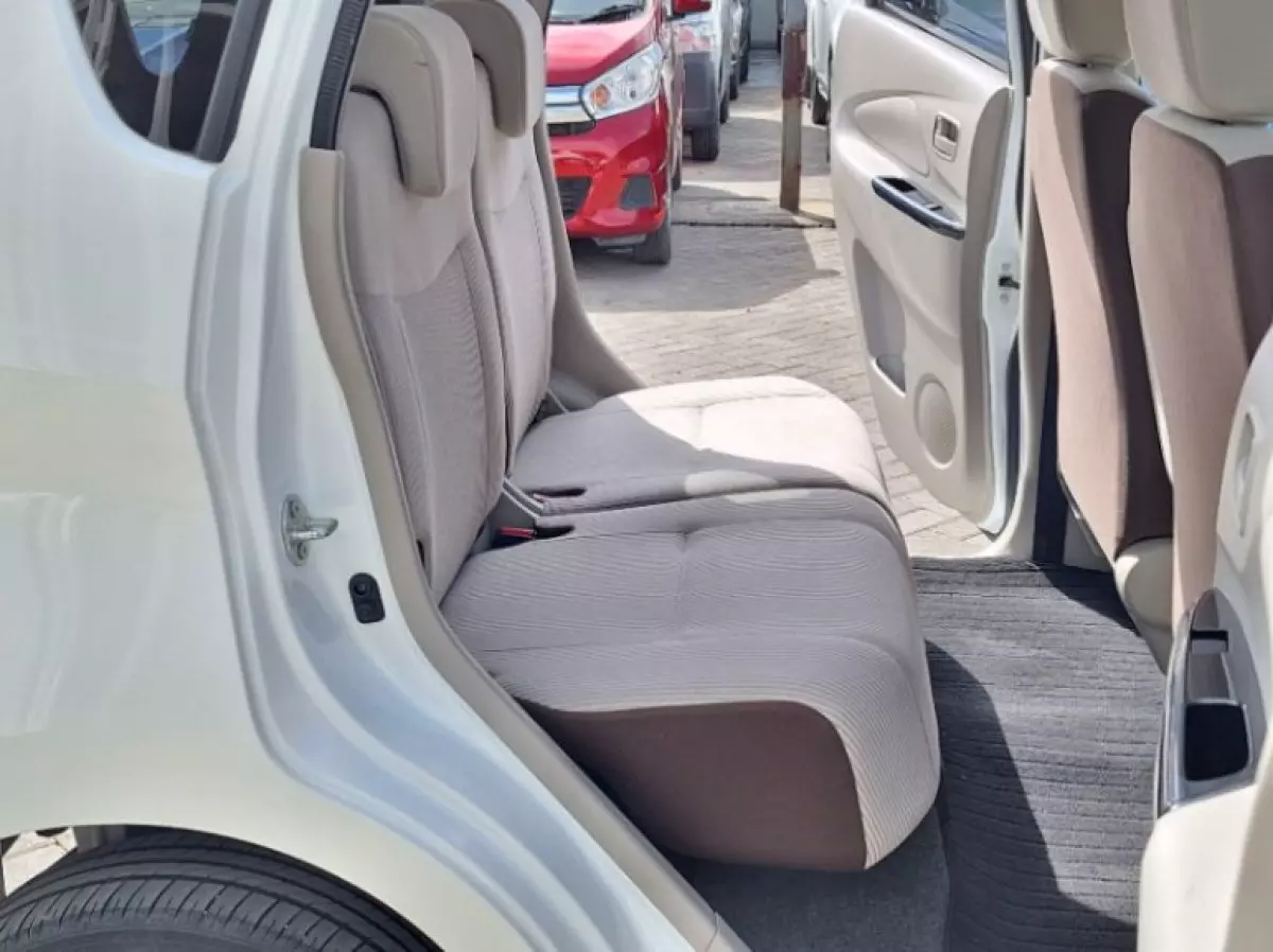 interiorBack