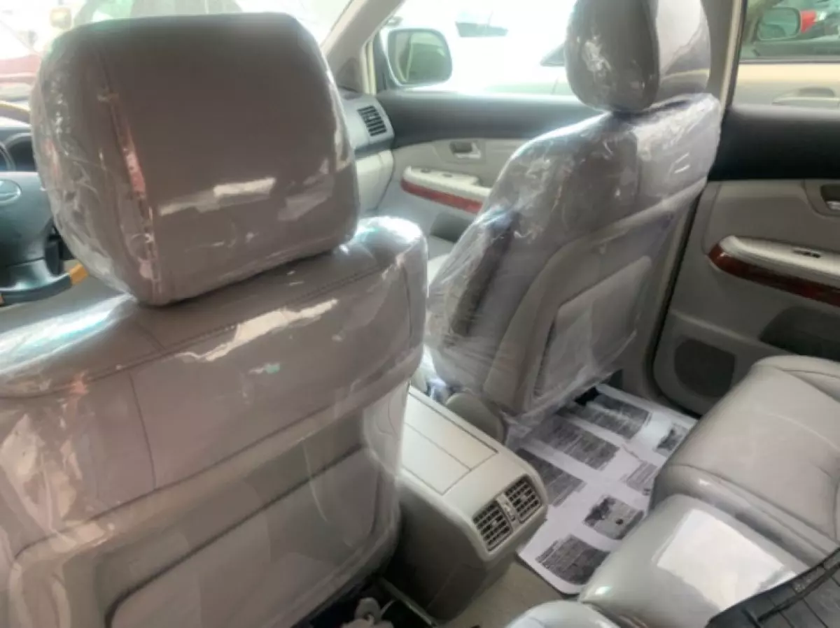 interiorBack