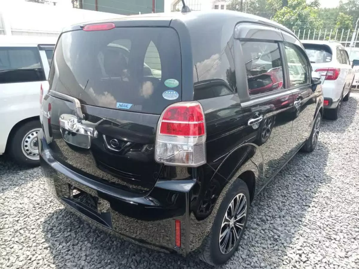car Left