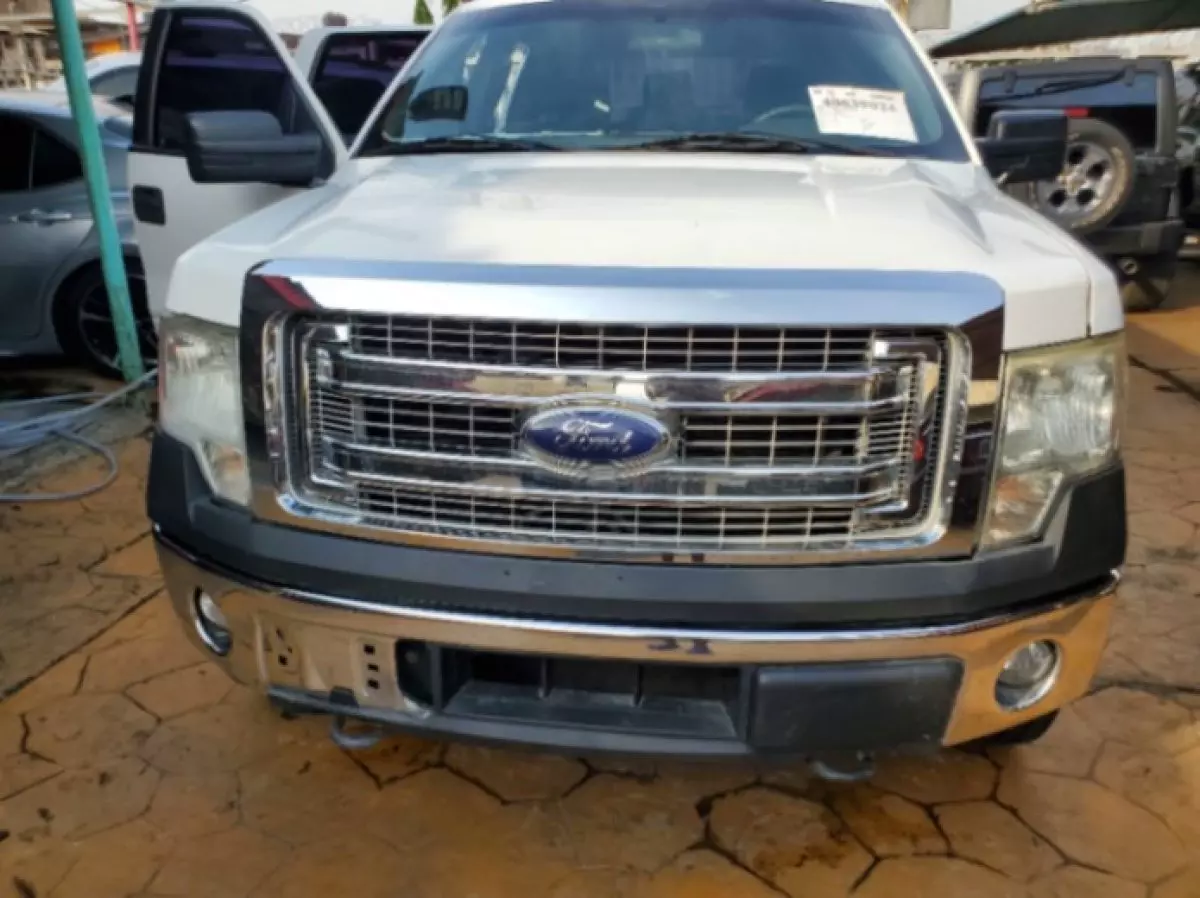 Ford F-150   - 2014