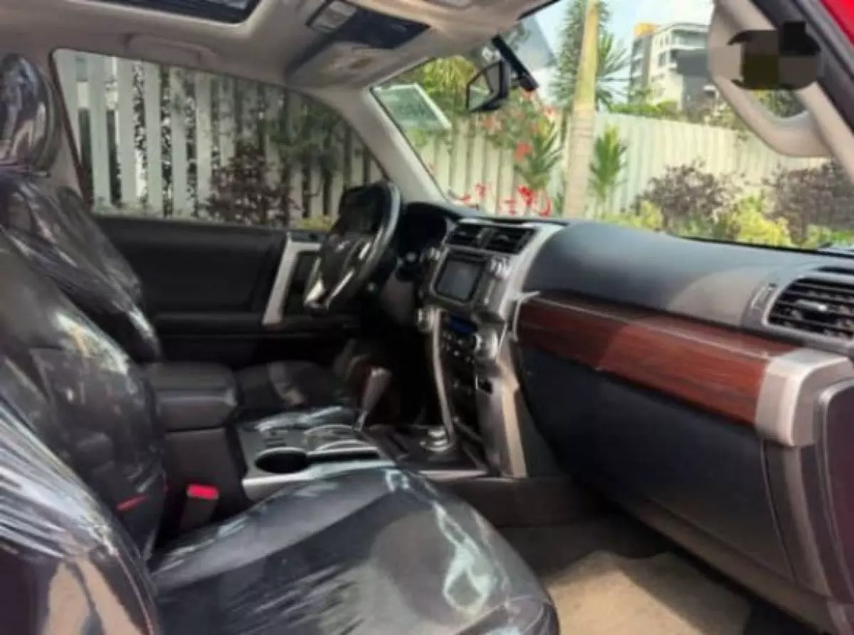 interiorBack