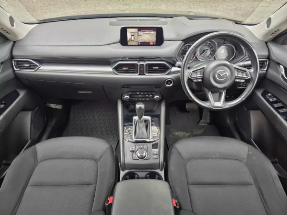 interiorFront