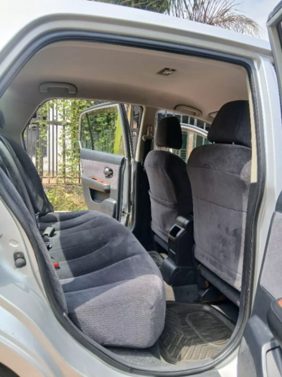 interiorBack