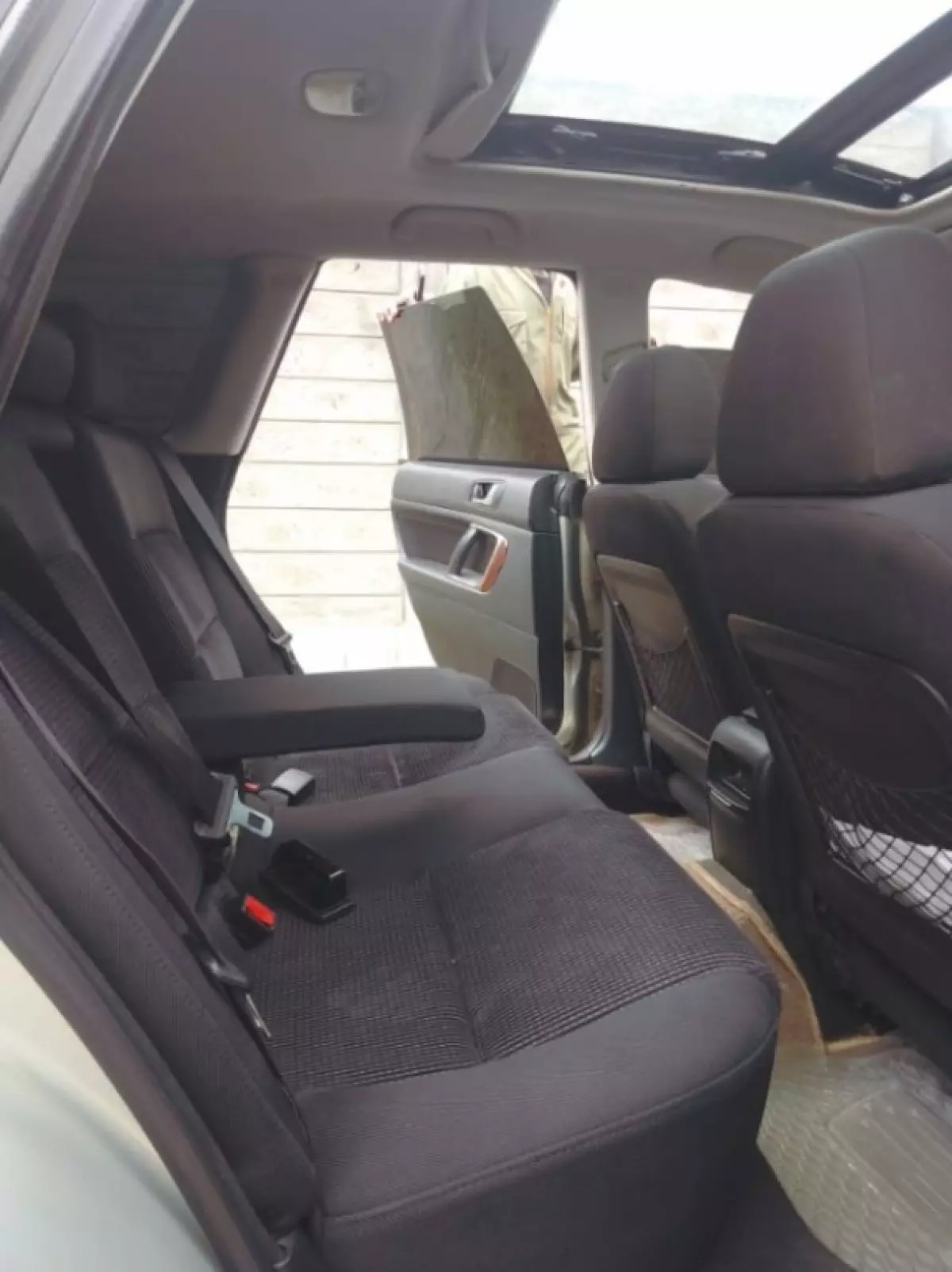 interiorBack