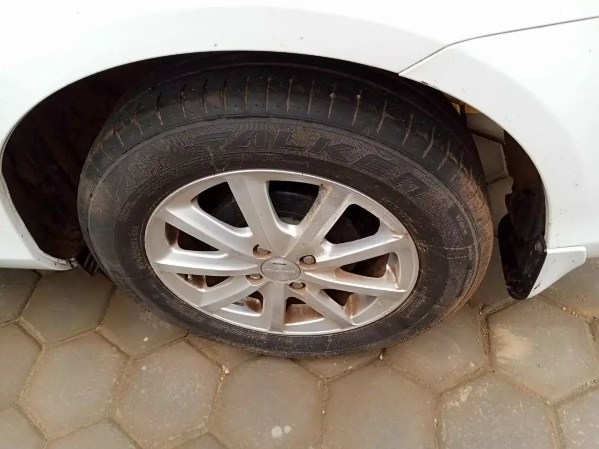tyre1