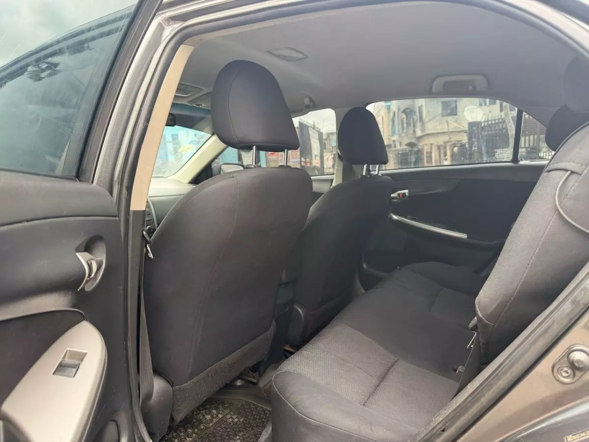 interiorBack