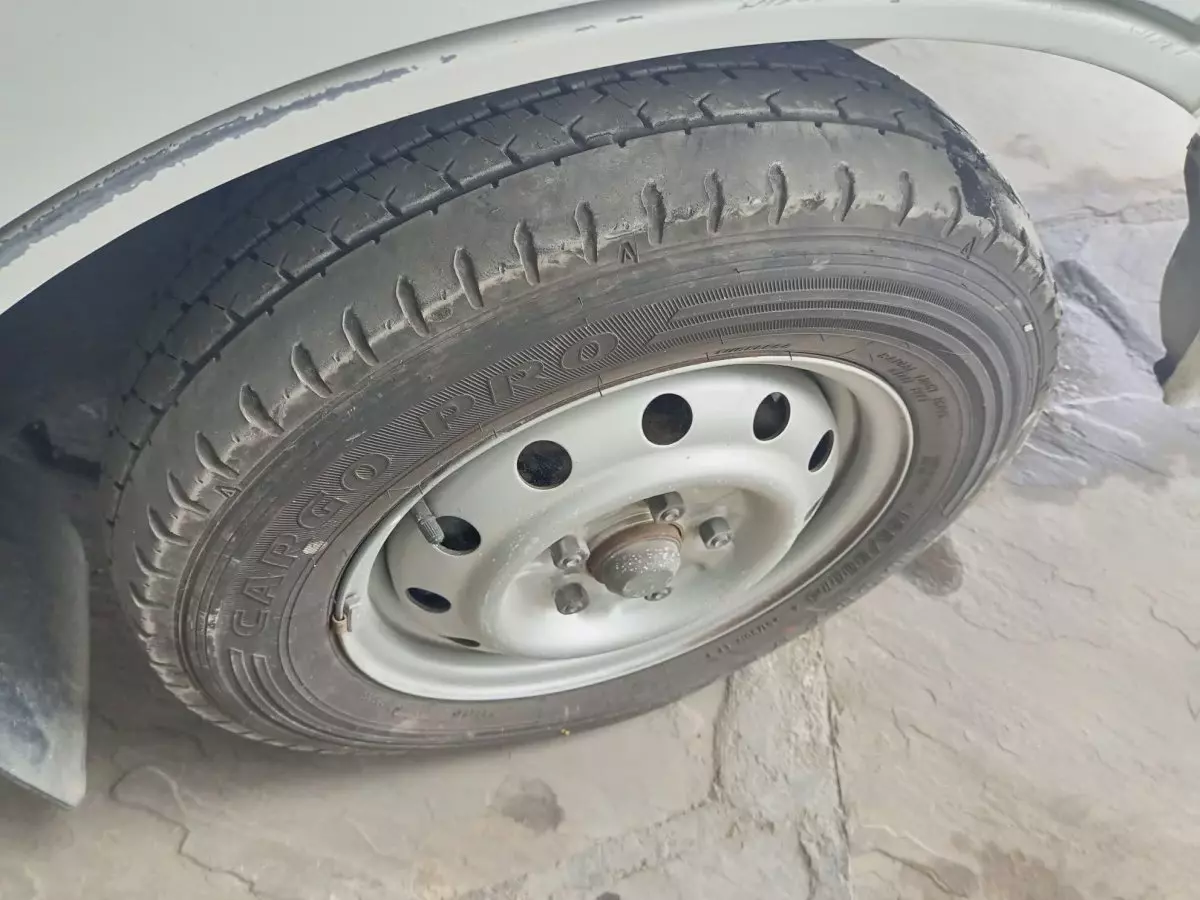 tyre0
