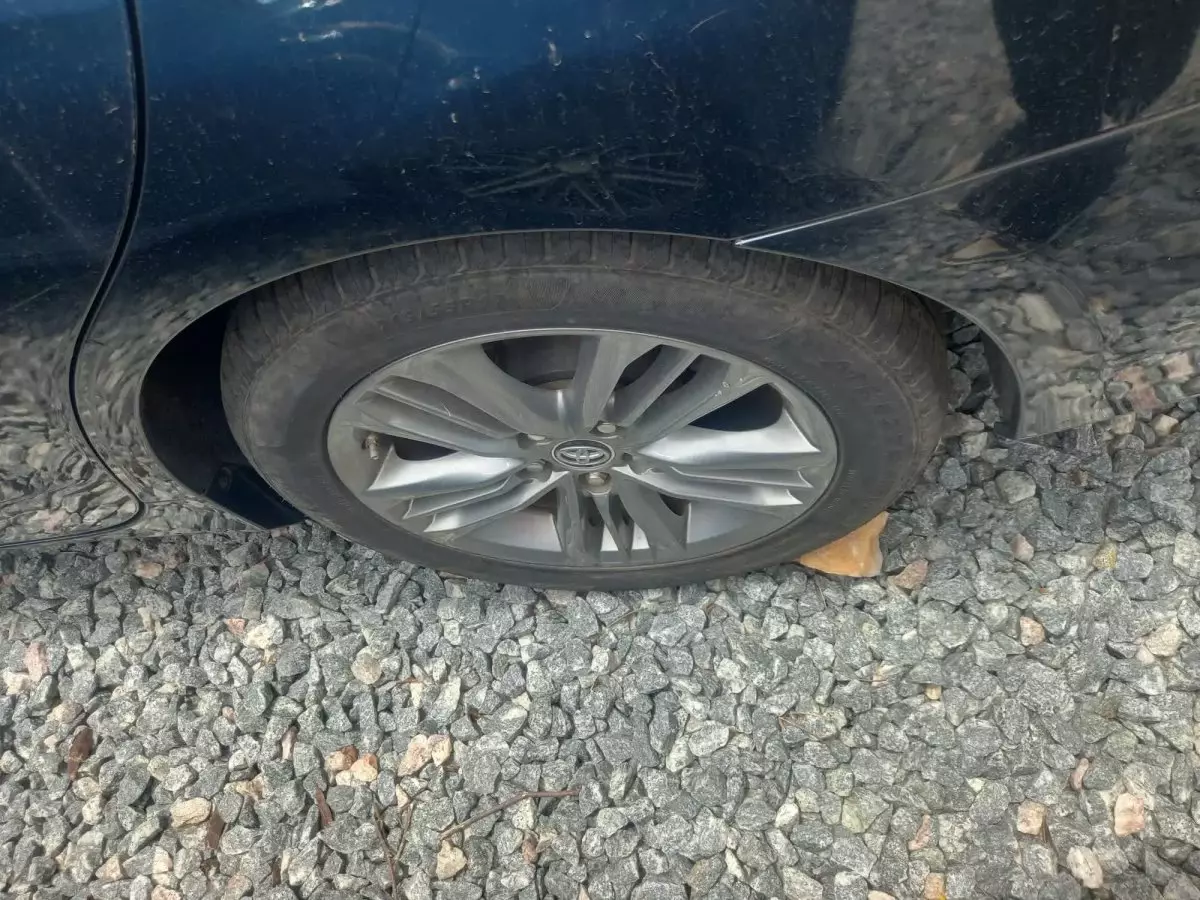 tyre2