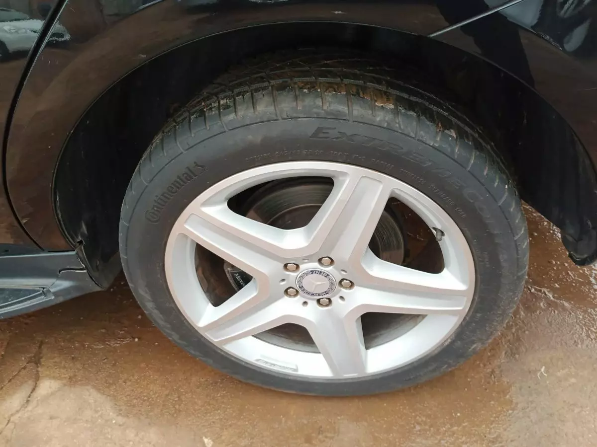 tyre2